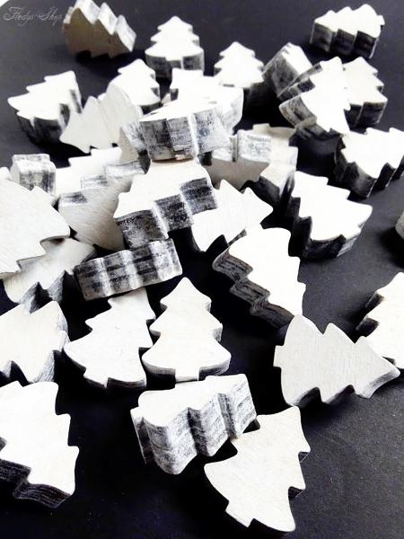 weiße dicke Holz Weihnachtsbäume